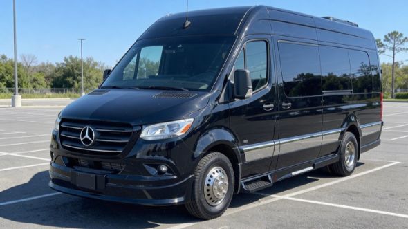 8 passenger sprinter van everett