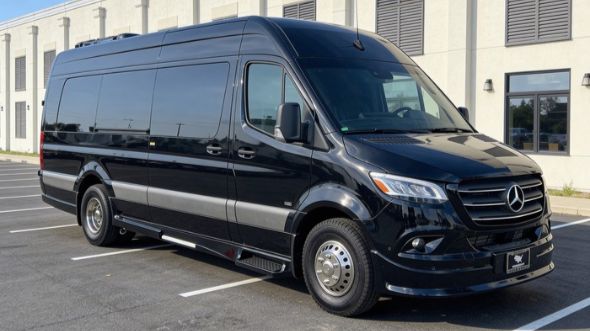 everett airport sprinter van service