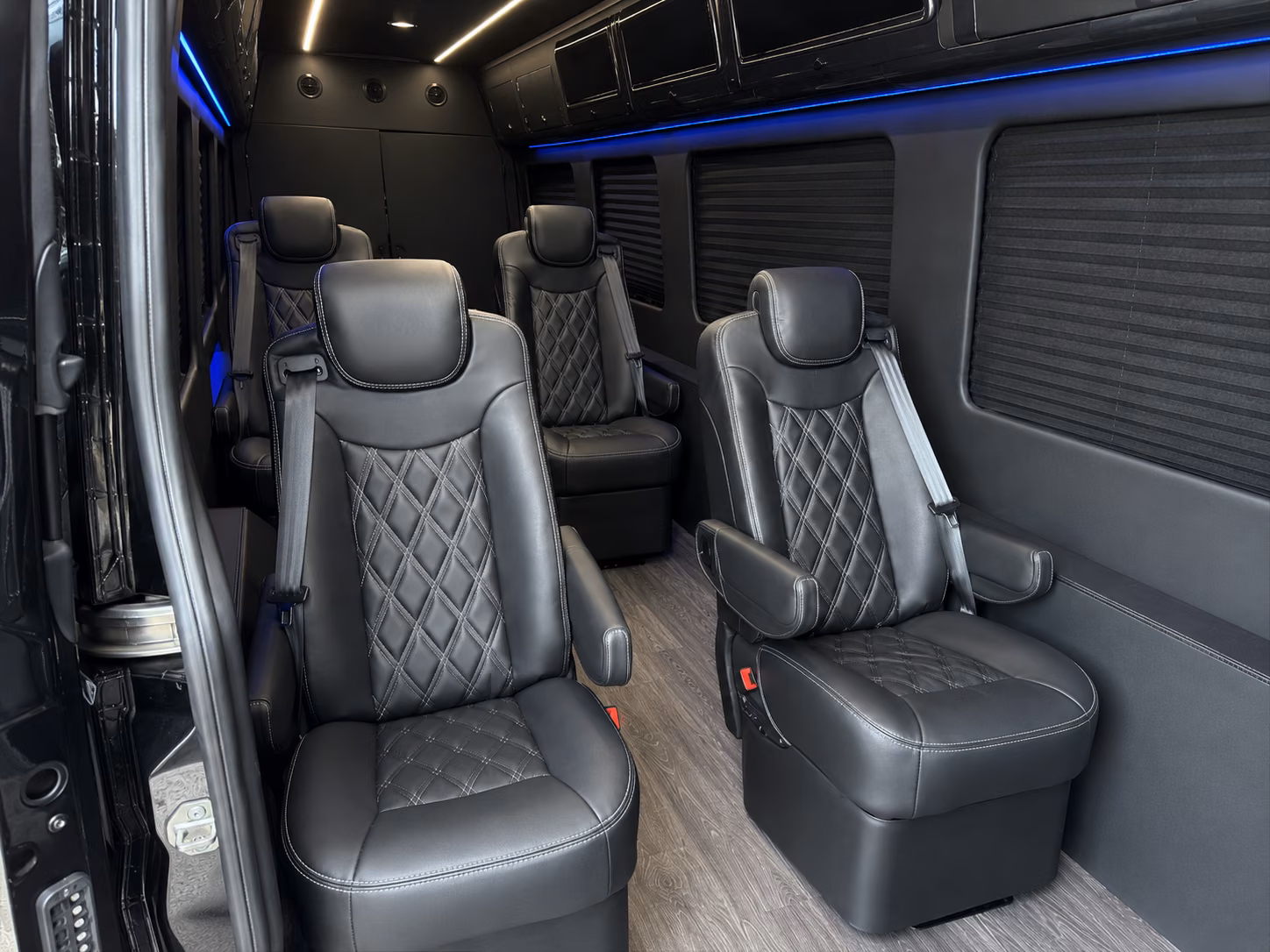 everett 18 passenger sprinter van interior
