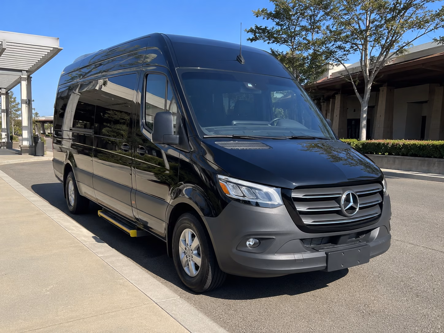 find the perfect transportation for your next prom 3